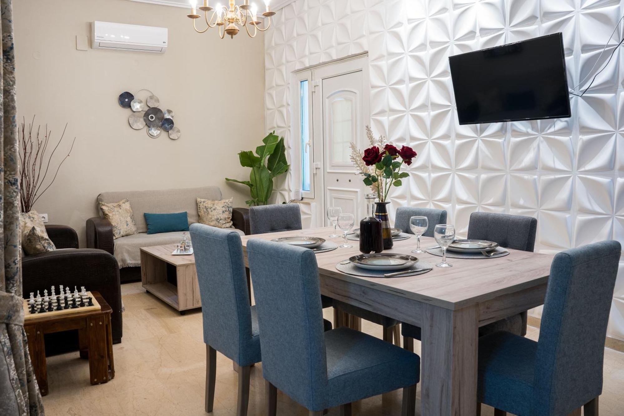 Chrispa's Seaside House Apartment